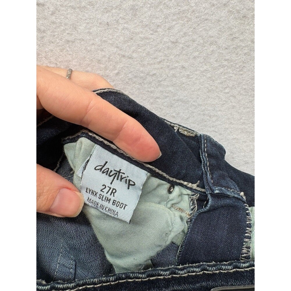 Daytrip Womens Lynx Bootcut Boot Cut Jeans Blue Embroidered Stone Wash Denim 27R - Picture 5 of 7